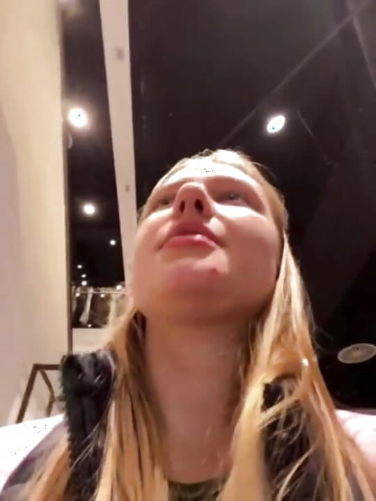 Extreme show in the changing room with jucielussie