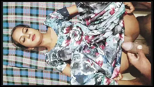 TROROSE Desi Indisches heißes Bhabhi-Sexvideo