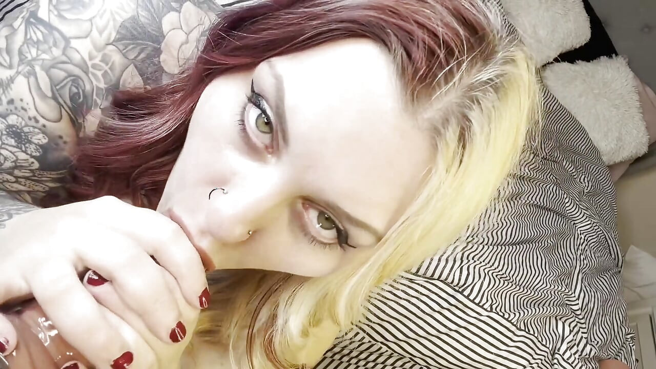 Θέλω να δοκιμάσω τα χύσια σου: Πείραγμα σε όλο το σώμα & πίπα στο πρόσωπο