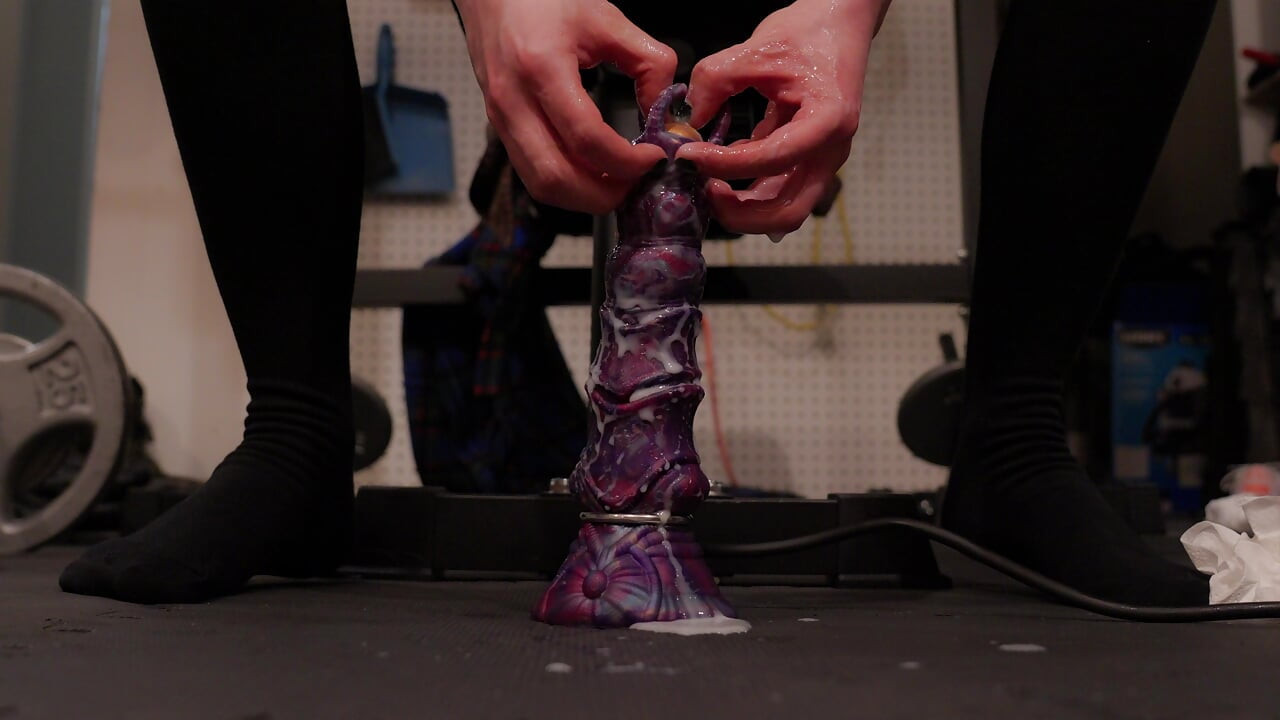 Femboy Gets Filled With Monster Eggs By Ovipositor