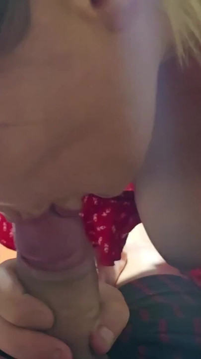 Perfect morning wood handjob by blonde ex milf | Clip 1