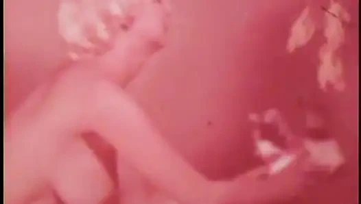 Heiße retro-MILFS sinnliches strippen