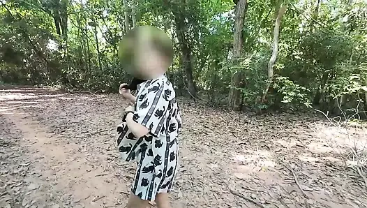 Gadis Thailand yang lucu membual tetapi mendorong masturbasi Rasa sakit di hutan suara Thailand