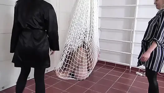 Sado bayanlar için tekmeleyen oyuncak!