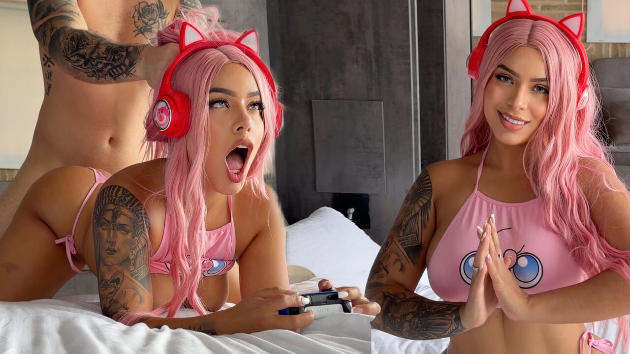 I don't want to go to dinner the gamer girl spreads her legs for her stepdad