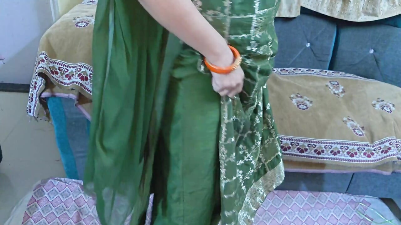 Road se gadis ko 15 hazar mai ghar lejar choda