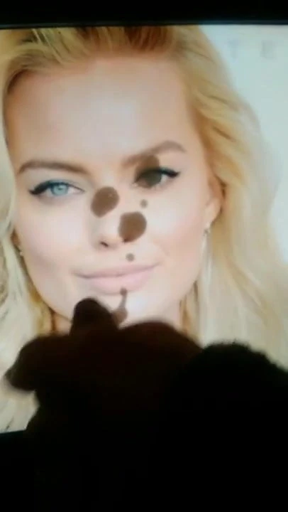 Margot Robbie Cum Tribute