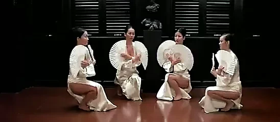 Emmanuelle 2 (1975) 和 Sylvia Kristel