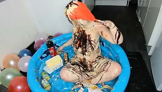 Holly kitten ice cream sundae