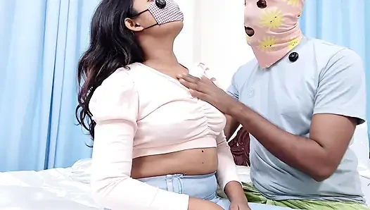 Gadis kampus 18+ belajar cara memuaskan pacarnya