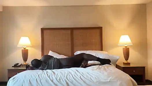 Ngentot di kamar hotel