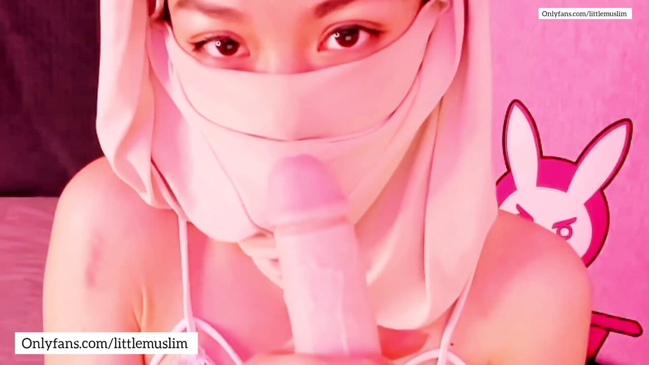 สาวมุสลิมมาเลเซียตัวเล็กกําลังทําหนังโป๊