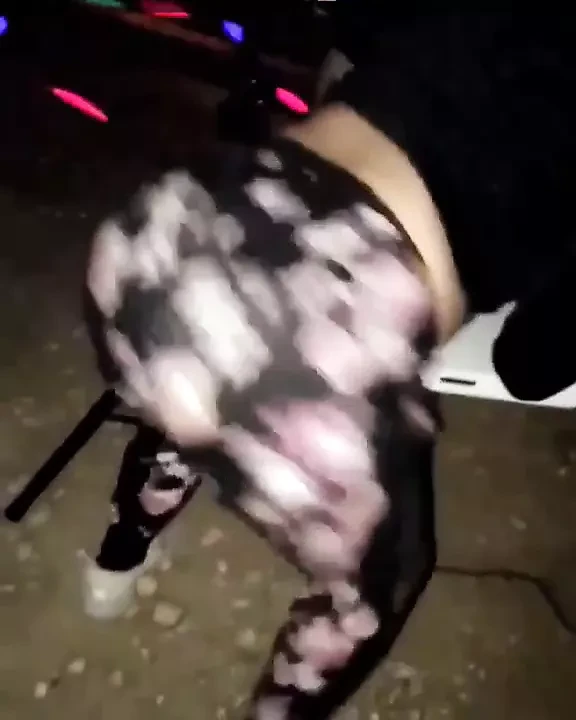 Gay tights twerk