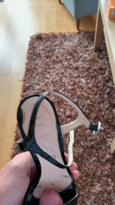 Fucking her shiny Unisa sandals