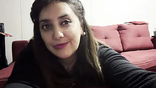 Yalnızız, ıslanmışım, ağzıma boşalıyorum