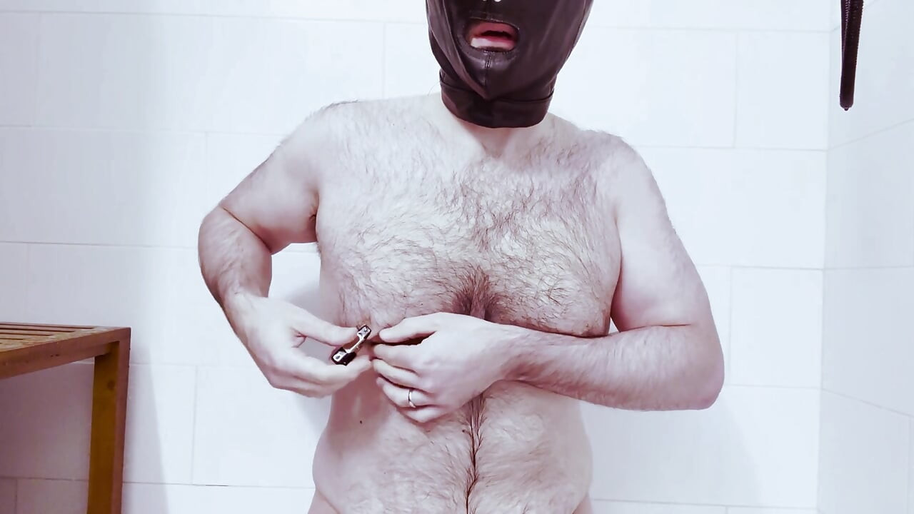 Maskirani Analni Freakout - Čudovišni Dildo, Svršavanje, Duboko gušenje