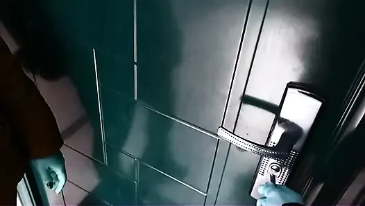 Blaue haut, MILf nimmt einen massiven blauen schwanz tief