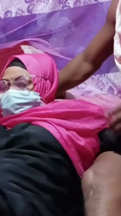 Viral sexy video of a Bangladeshi man with his girlfriend on the morning of the third day of Puja | Clip 1