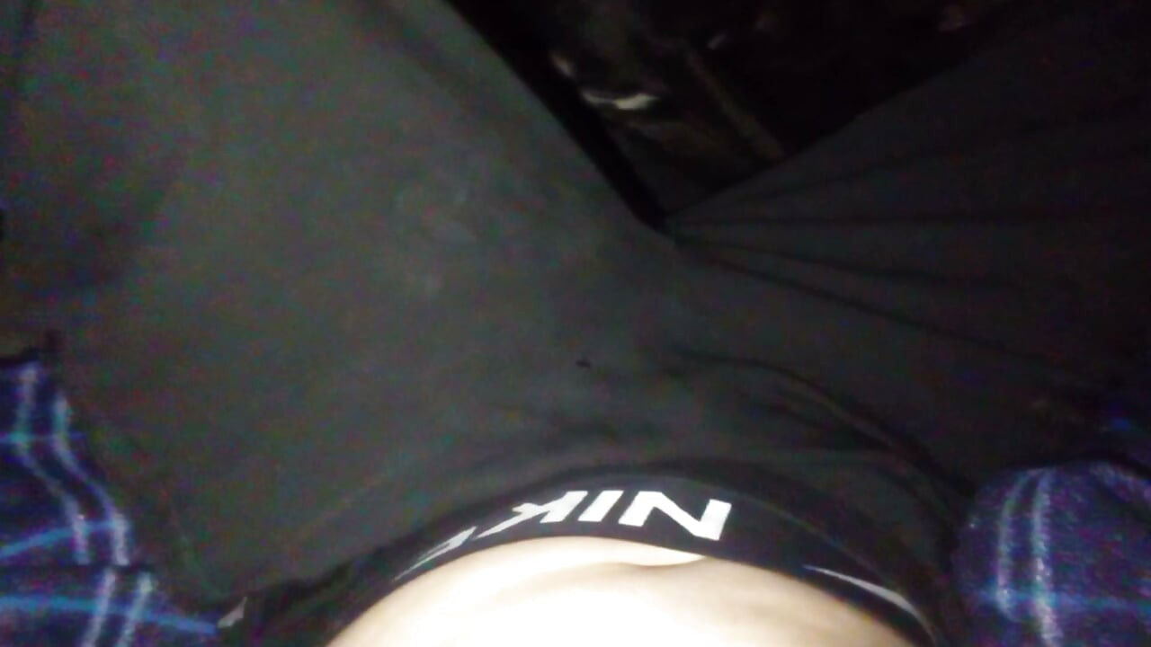 Horny Trackie Wank