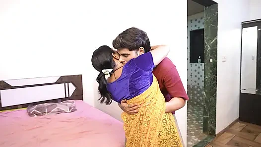 Indian Boy Fucking sexy hot wife in Room