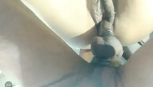 Ich komme in ihre muschi, so befriedigt für uns beide