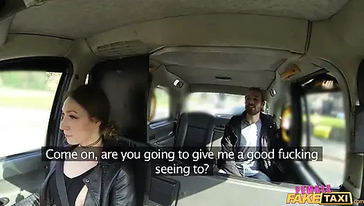 Fake taxi - ateşli şoför öğrenci yarağının tadına bakıyor