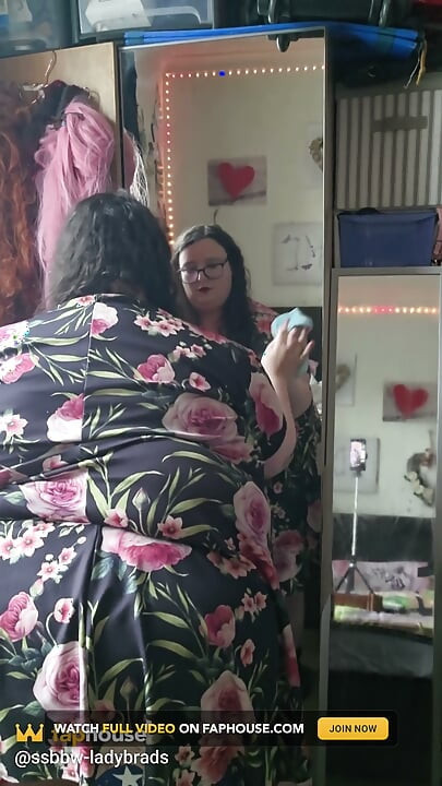 SSBBW Mirror Mirro on the Wall BBW
