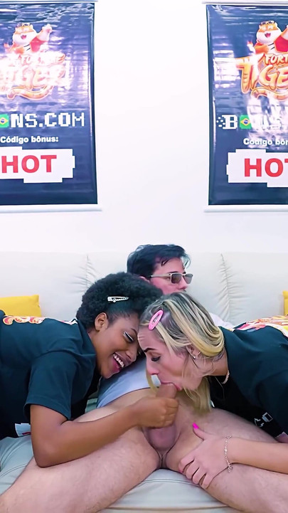 Big Cock Guy Fuck Only My and Vicky Menage's Butt! Almost Fained From Fucking so Much!