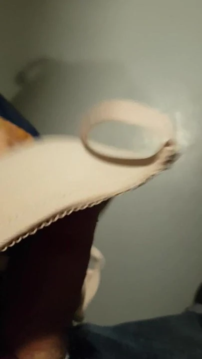 Neighbours bra 2 cum in bra