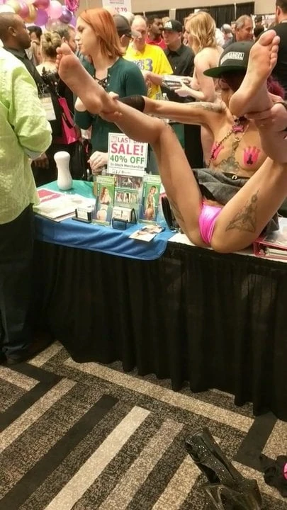 Kimberly chi strips panties at AVN 2019