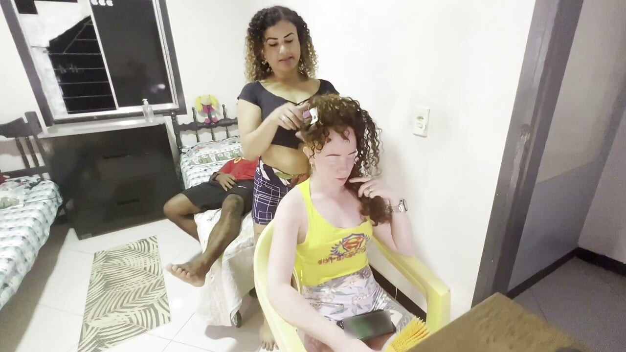 MY WIFE'S HAIRDRESSER LIKES TO FUCK ME DURING THE BEAUTY SESSION