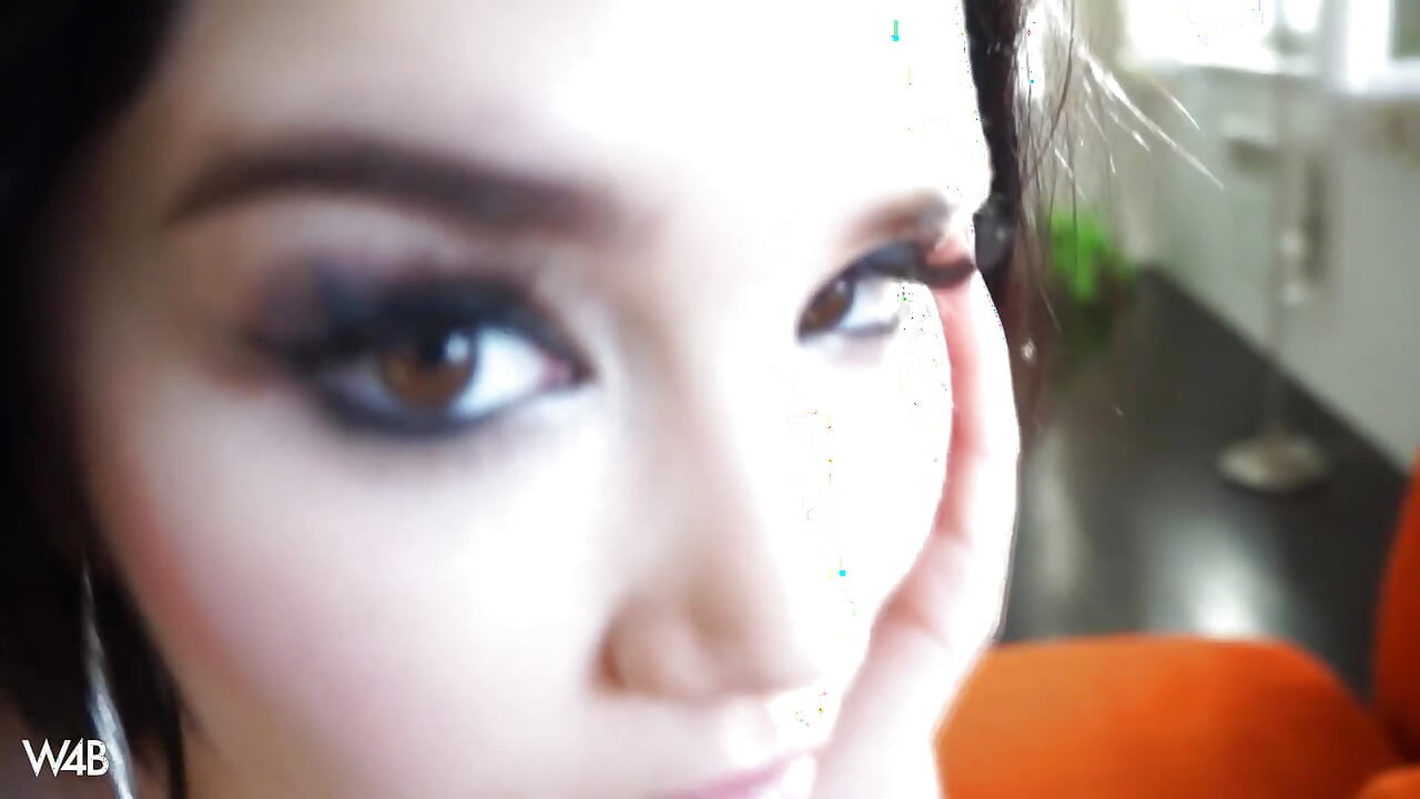 Hot Sofa