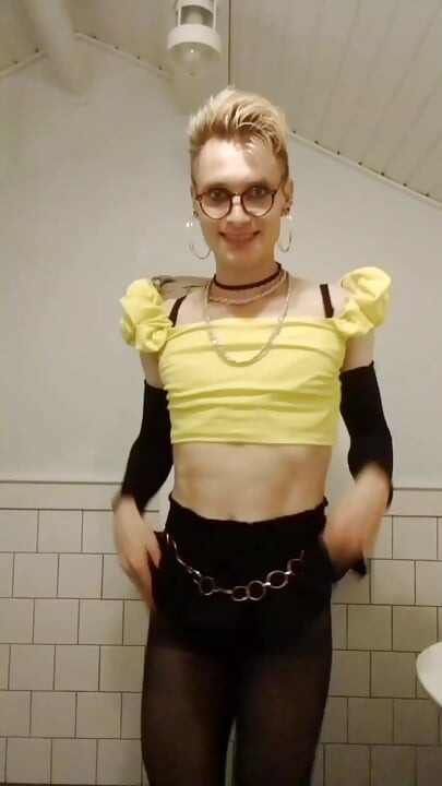 Het Sissy Fag Whiteboi Jes offentlig BBC Dildo