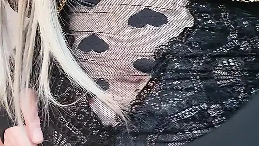 Tante seksi perancis lagi asik muasin memeknya sendirian sampai orgasme