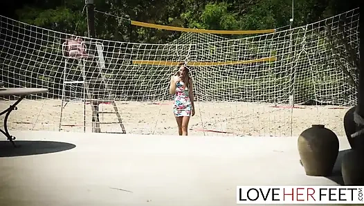 Natalie grace si dewi pejuh kaki dientot di luar ruangan