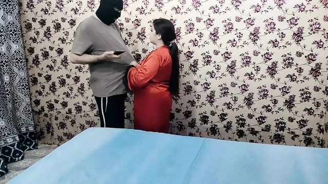 Indian devar caught his beautiful hindi bhabhi watching porn movie