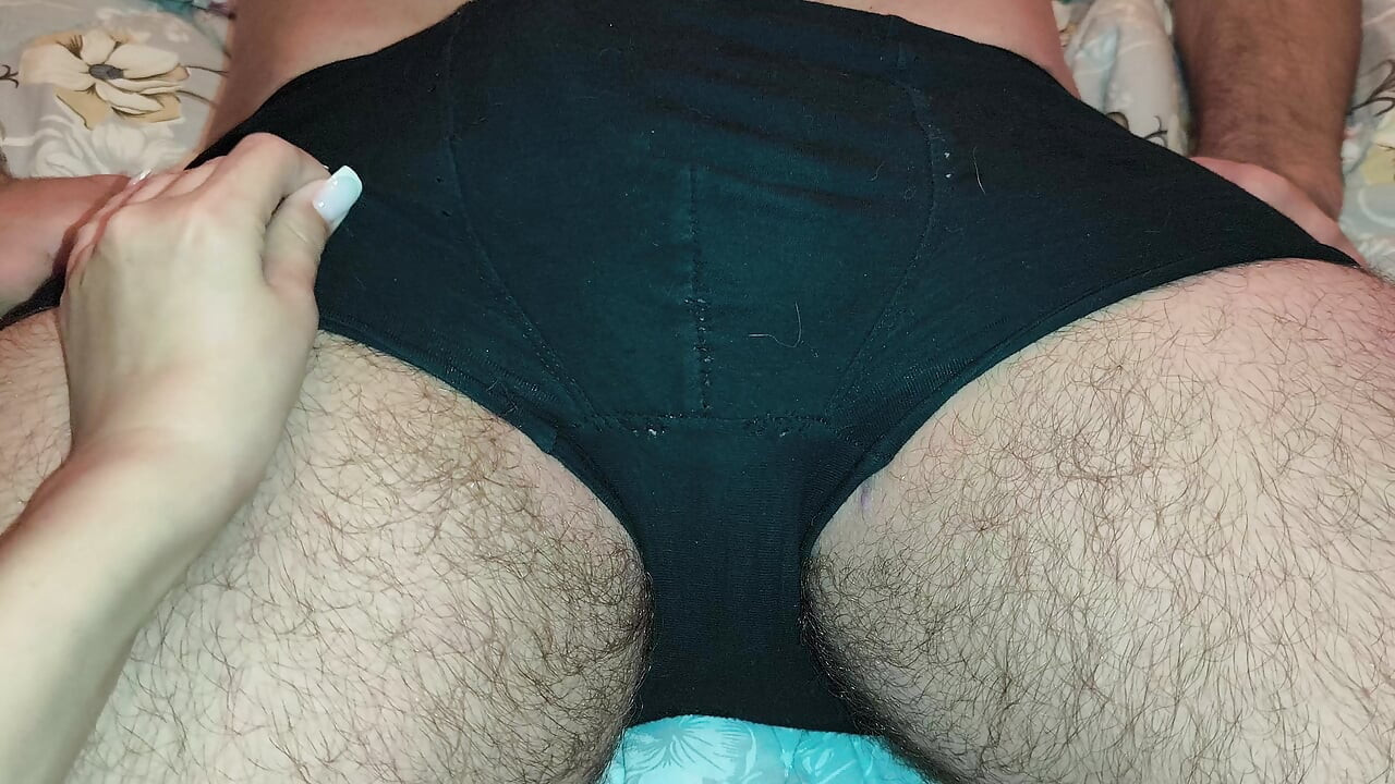 Ετεροθαλής αδερφέ θέλω να σε τραβήξω μακριά μέχρι να εκσπερματώσεις