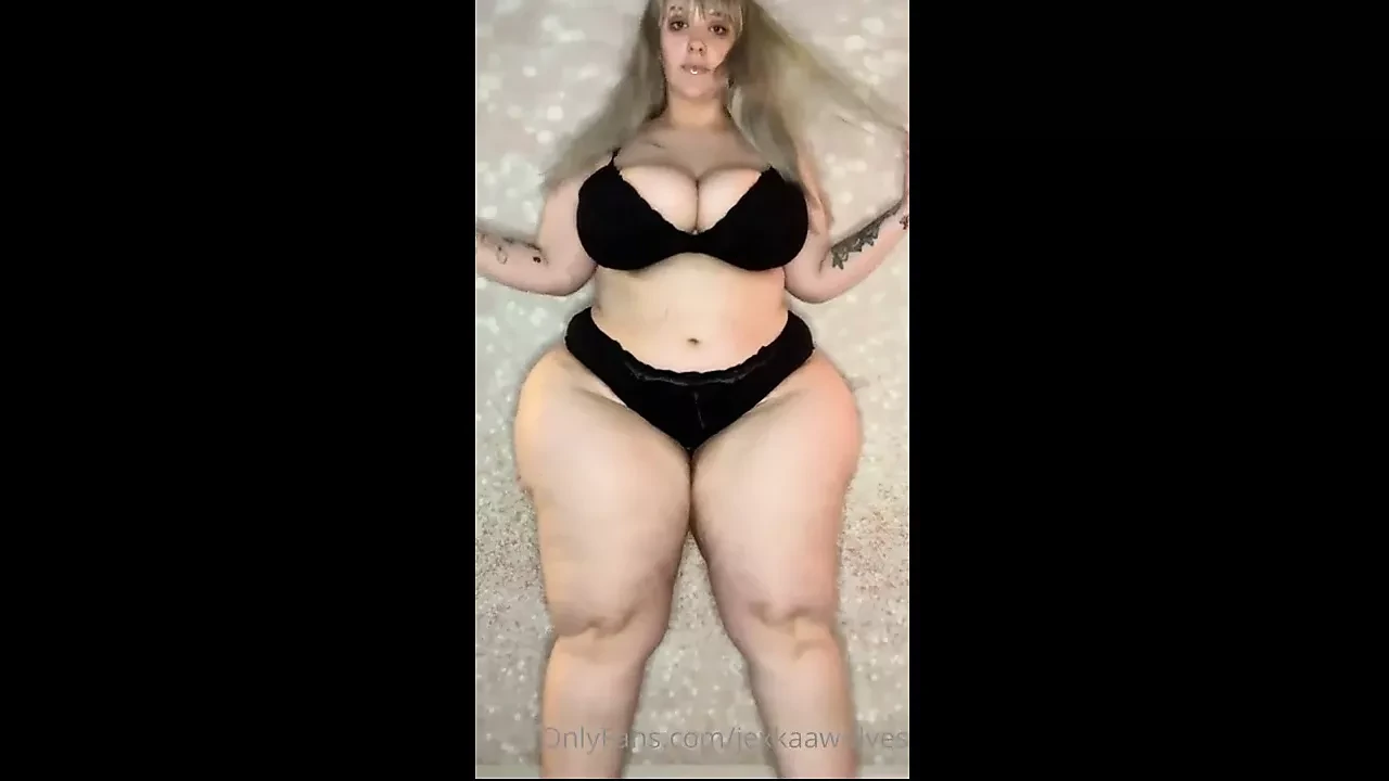 JUMBO ASS PAWG