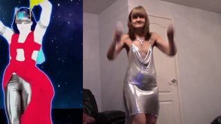 Wii Dance в серебряном платье