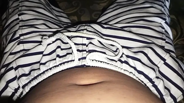 Bugil no nudess hot