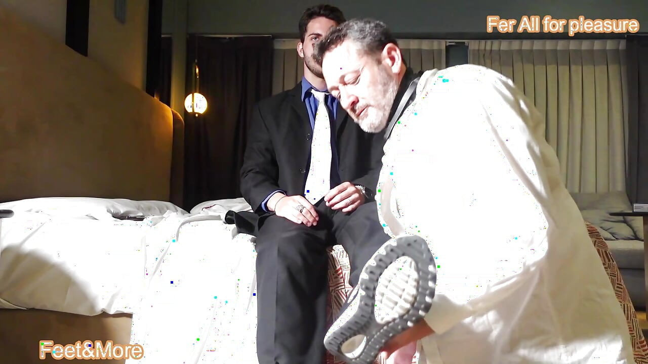 Sub Fer Worship Boss Sheer Socks