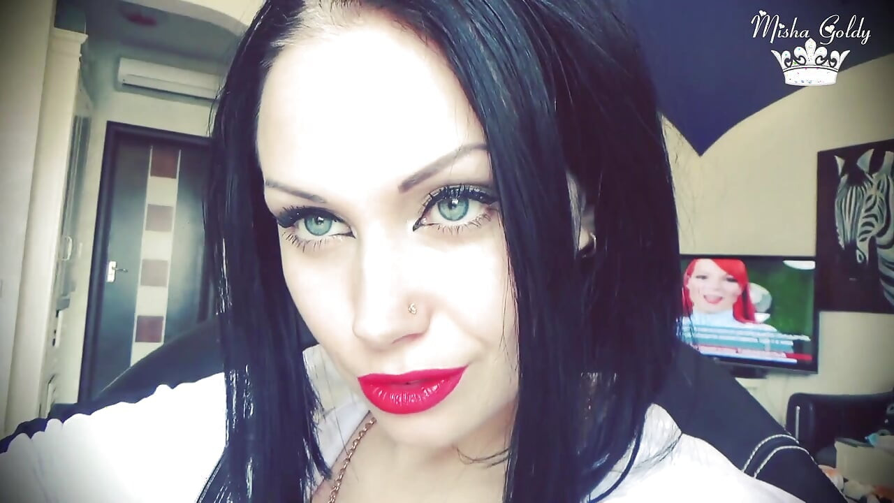 Delicioso labios rojos se burlan de