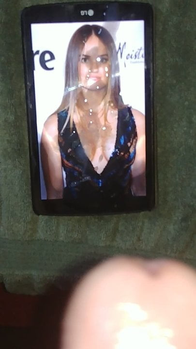 Debby Ryan cumtribute