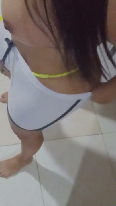 Camera giấu kín khi mẹ chồng tôi thay quần áo | Đoạn video ngắn 1