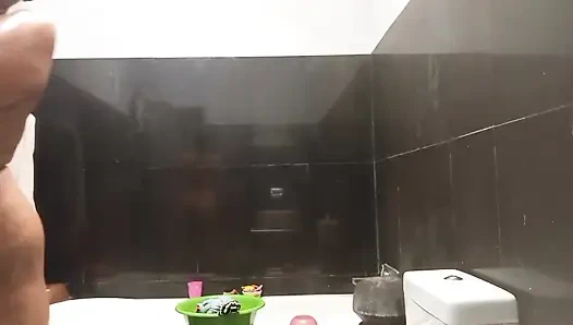 Güzel ev yapımı solo video doğal gerçek his özel tarz yumuşak ruh hali tam vücut özgüven bağımsız solo