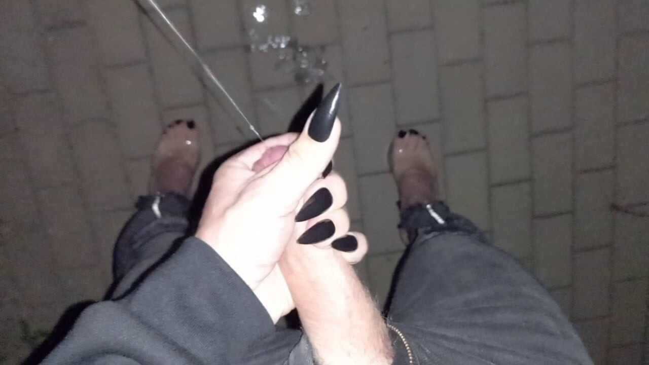 在街上挤奶我的鸡巴