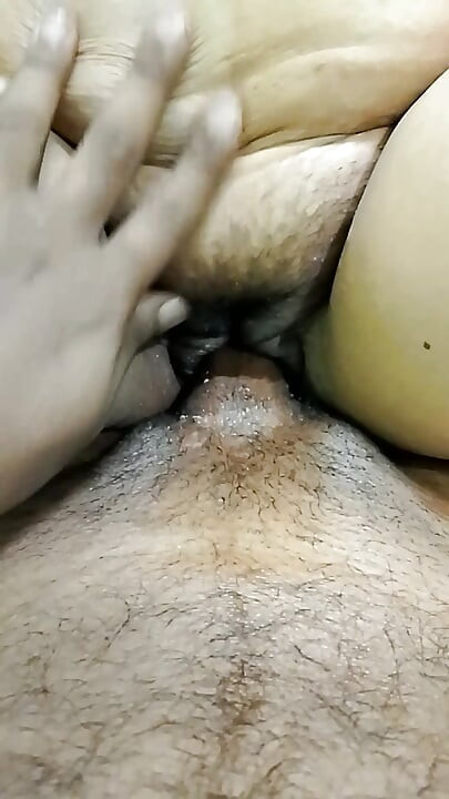 Desi Bhabhi Big Bobbs Σκληρό