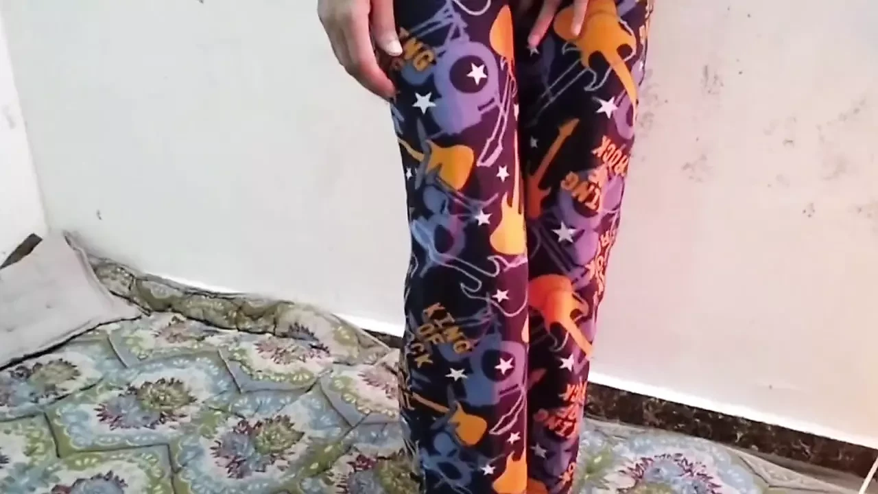 Teen age college girl ko paise dekar jabar dasti pela