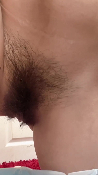 Pissen, spaß hana kann es kaum erwarten, darauf zu pinkeln, dass sich so gut anfühlt | Clip 1