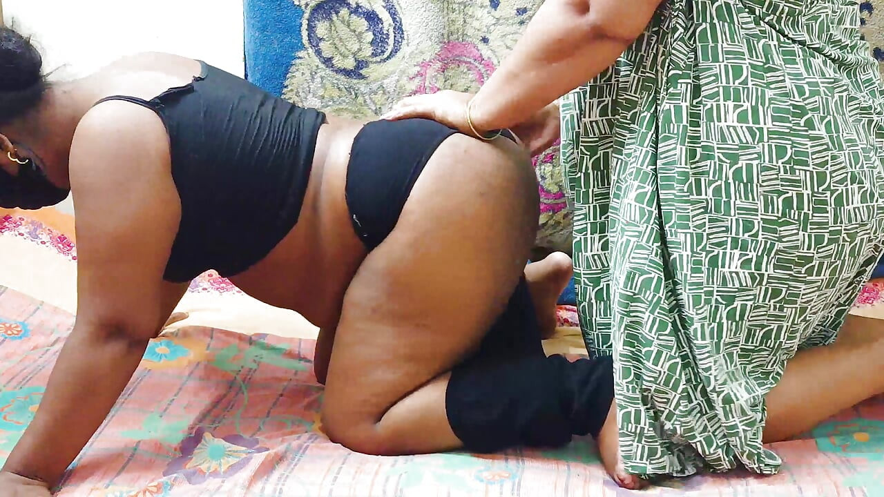 Cute asian teen Indian Bengali School Girl and Desi Bhabhi hot fingering mms